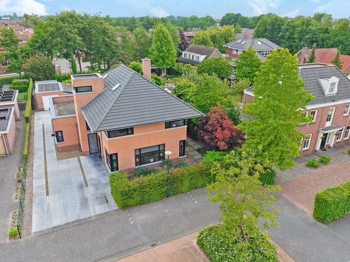 Foto 55 van Van Beeklaan 30