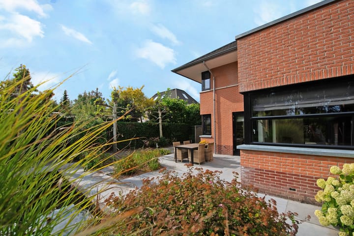 Foto 57 van Van Beeklaan 30