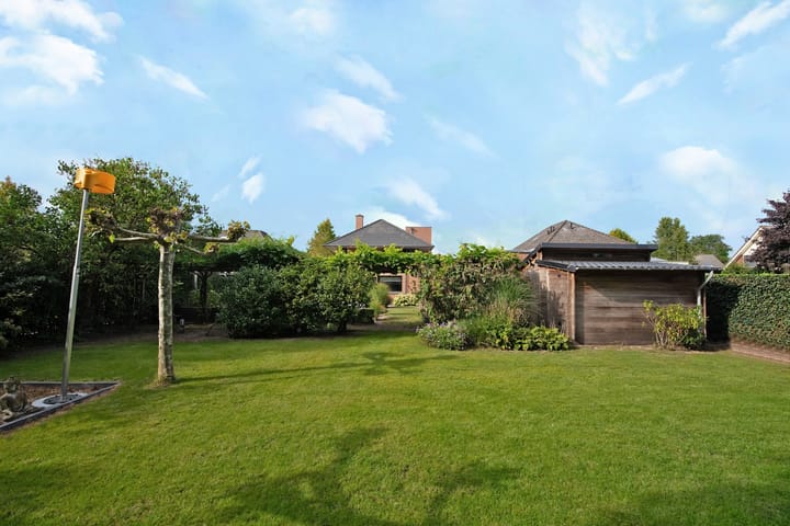 Foto 60 van Van Beeklaan 30