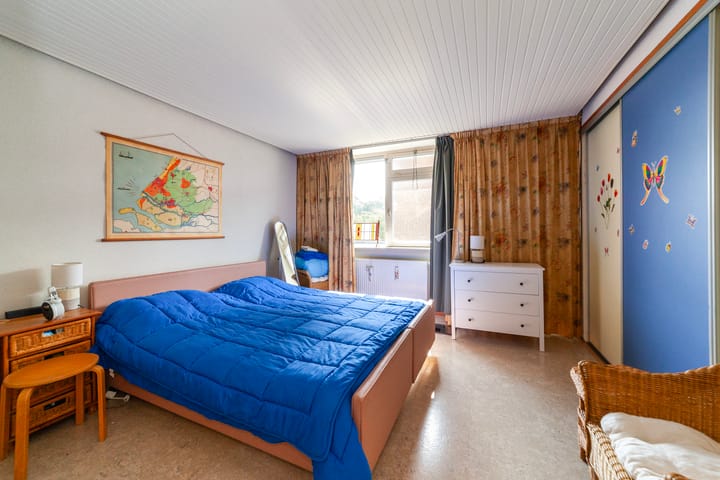 Foto 15 van Roosstraat 20