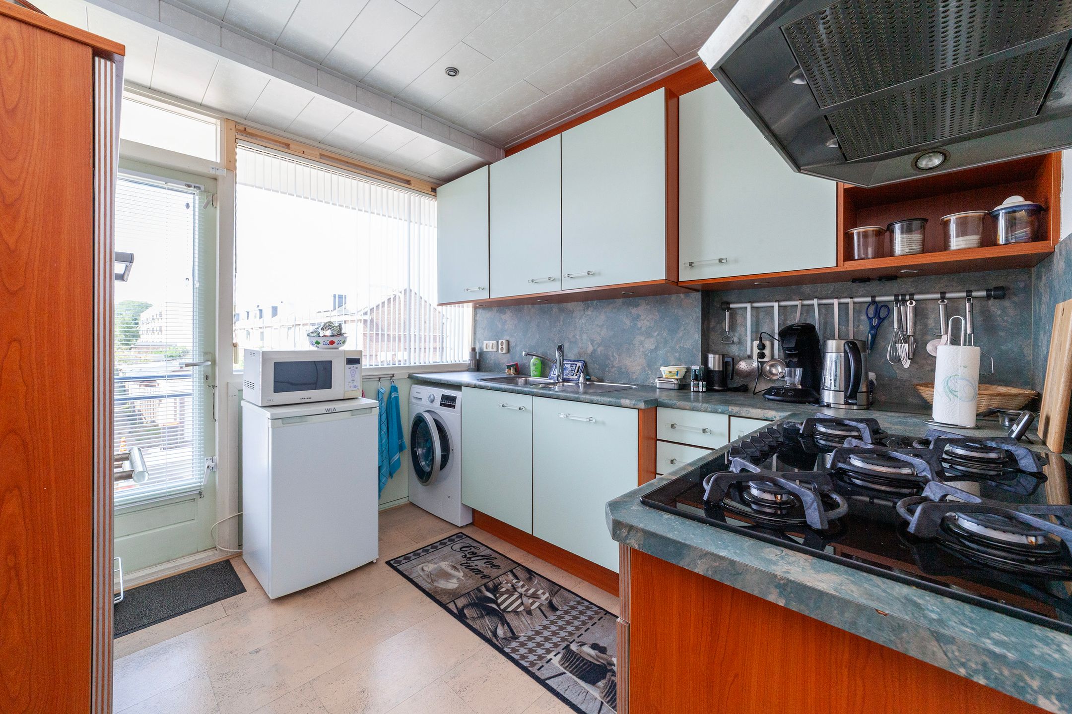 Foto 18 van Roosstraat 20