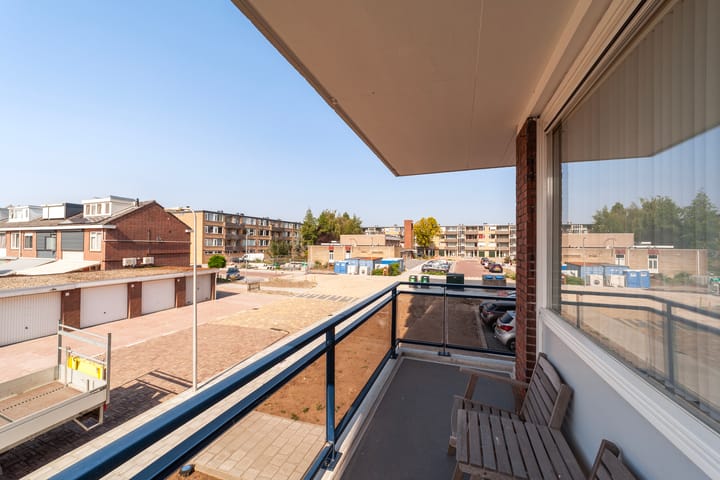 Foto 21 van Roosstraat 20