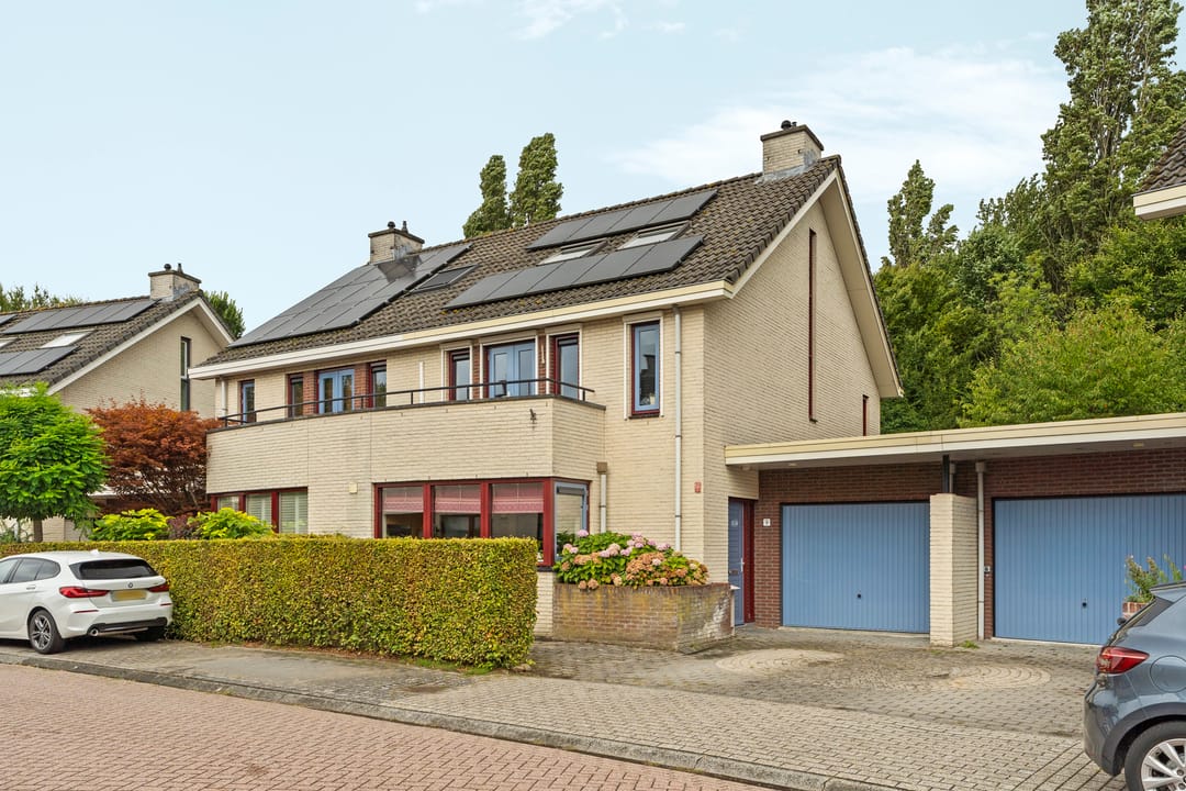 Photo 1 of Magneetveld 9