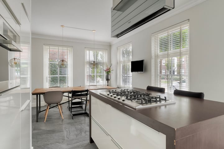 Photo 12 of Joost van den Vondellaan 156