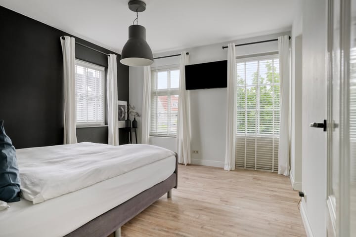 Photo 16 of Joost van den Vondellaan 156