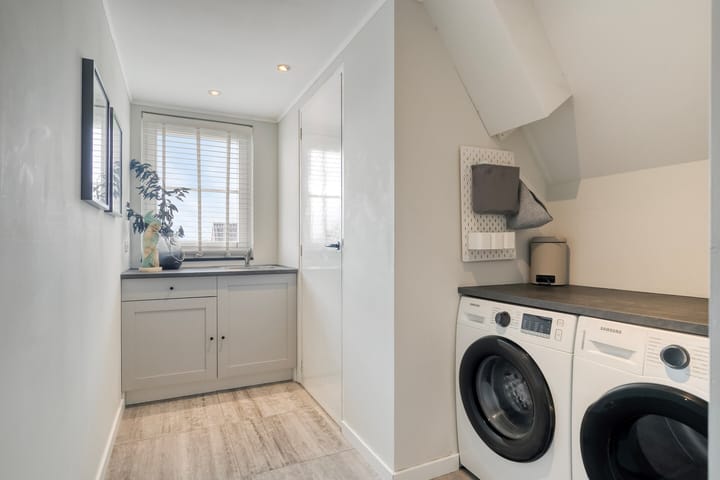 Photo 30 of Joost van den Vondellaan 156