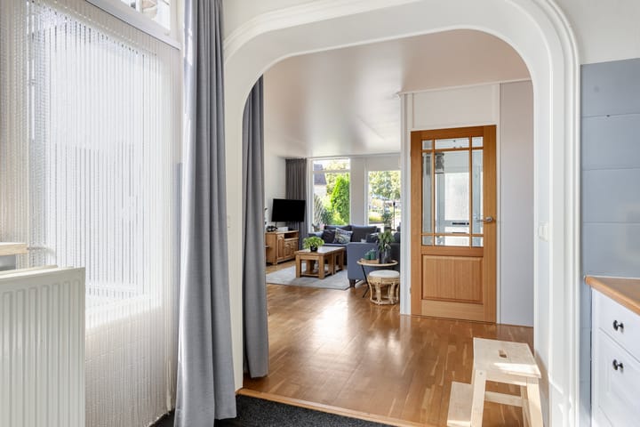 Foto 8 van Vicarielaan 18