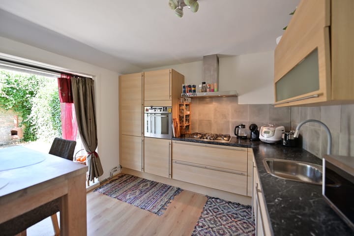 Foto 5 van Bloemstraat 32-E