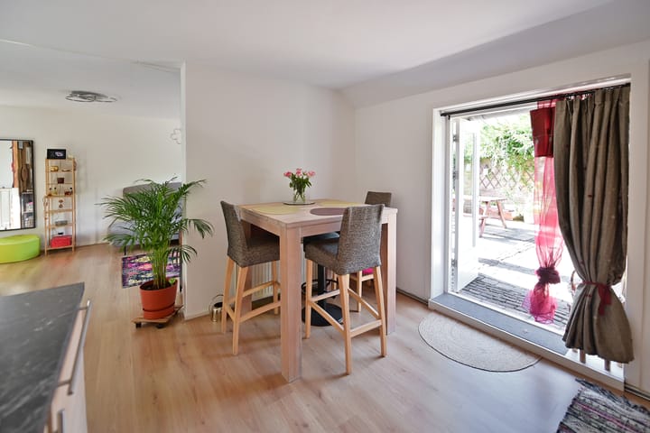 Foto 6 van Bloemstraat 32-E