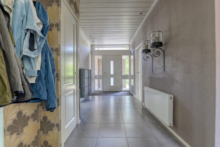 Photo 6 of Riethaakstraat 5