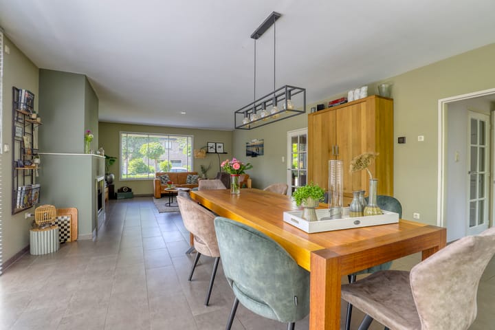 Photo 16 of Riethaakstraat 5