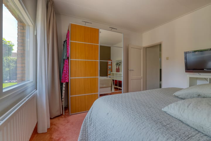 Photo 23 of Riethaakstraat 5