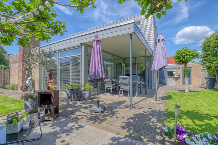 Photo 40 of Riethaakstraat 5