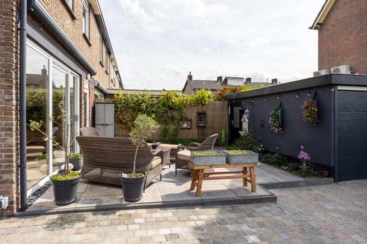 Foto 30 van Sperwerstraat 1