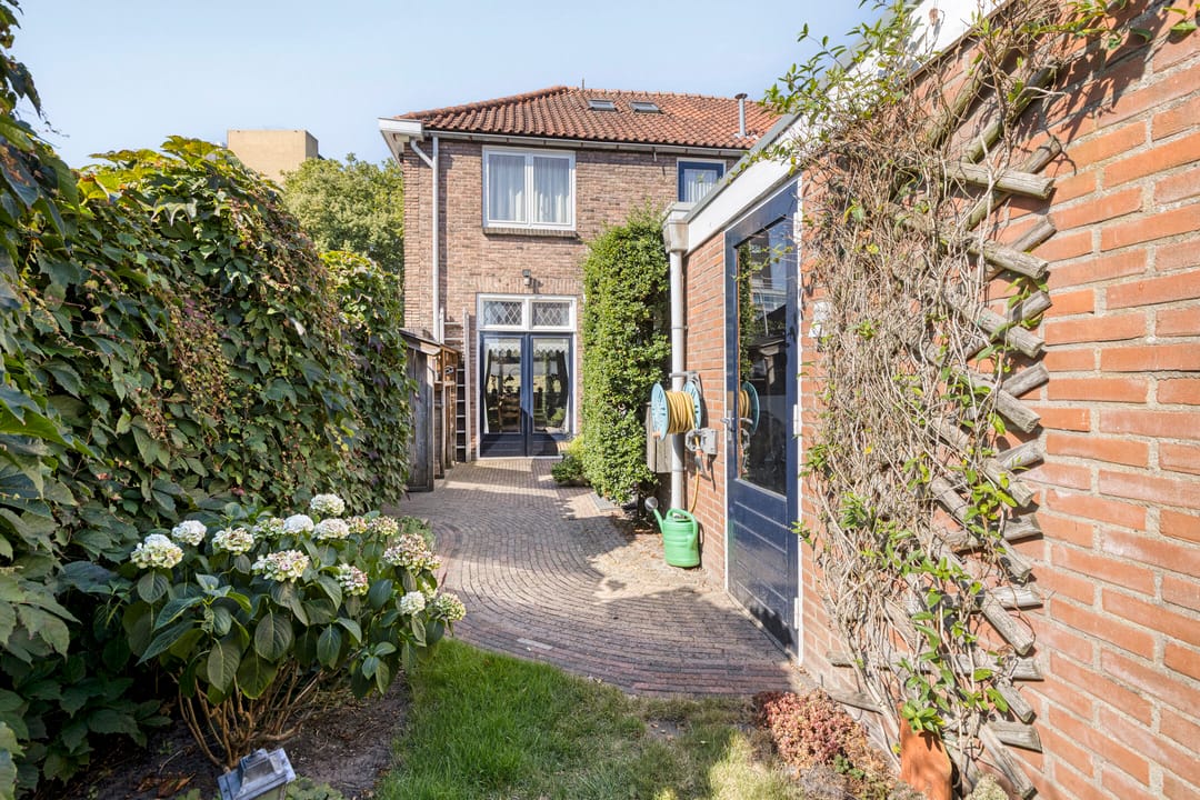 Photo 38 of Antonie van Diemenstraat 6