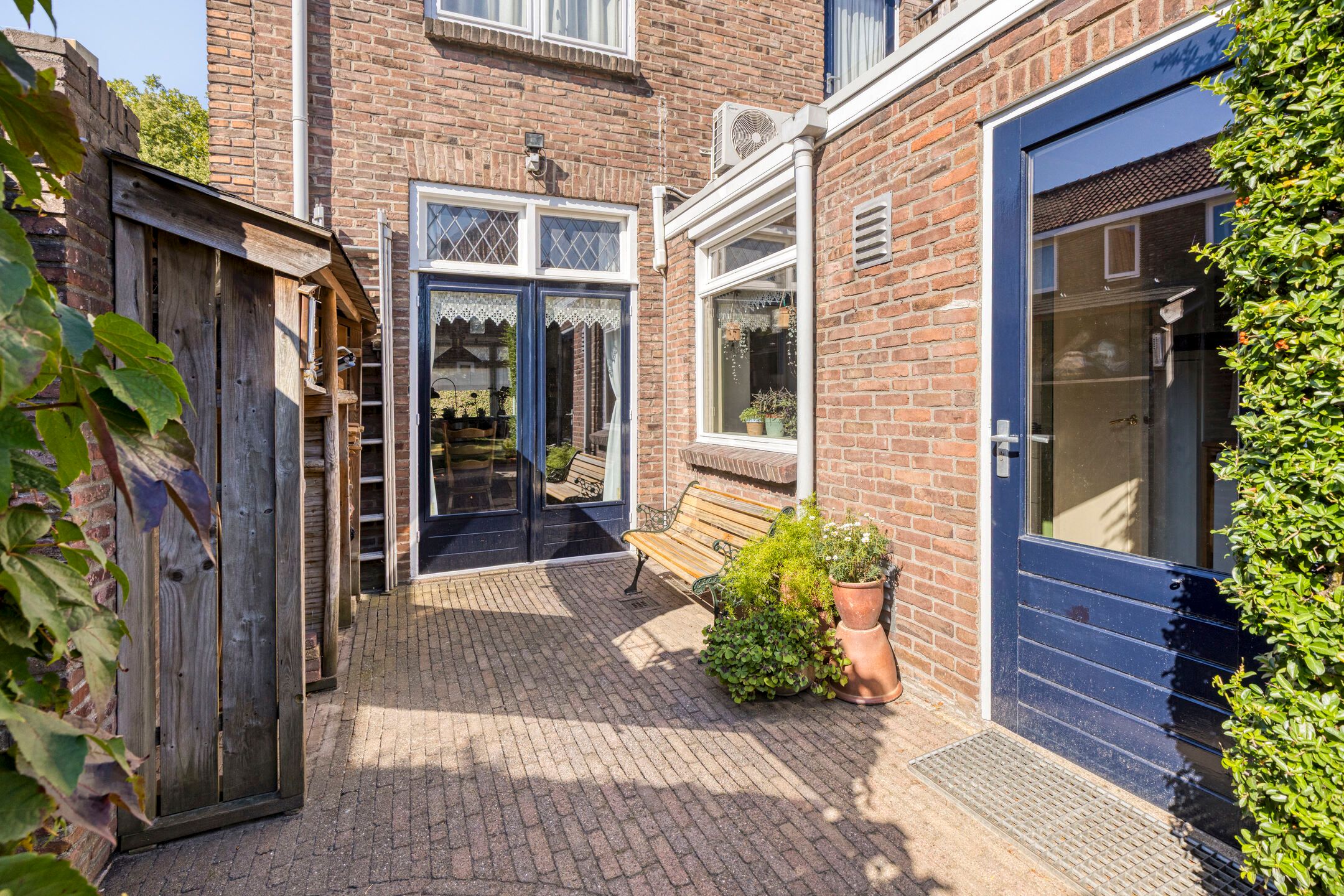 Photo 39 of Antonie van Diemenstraat 6