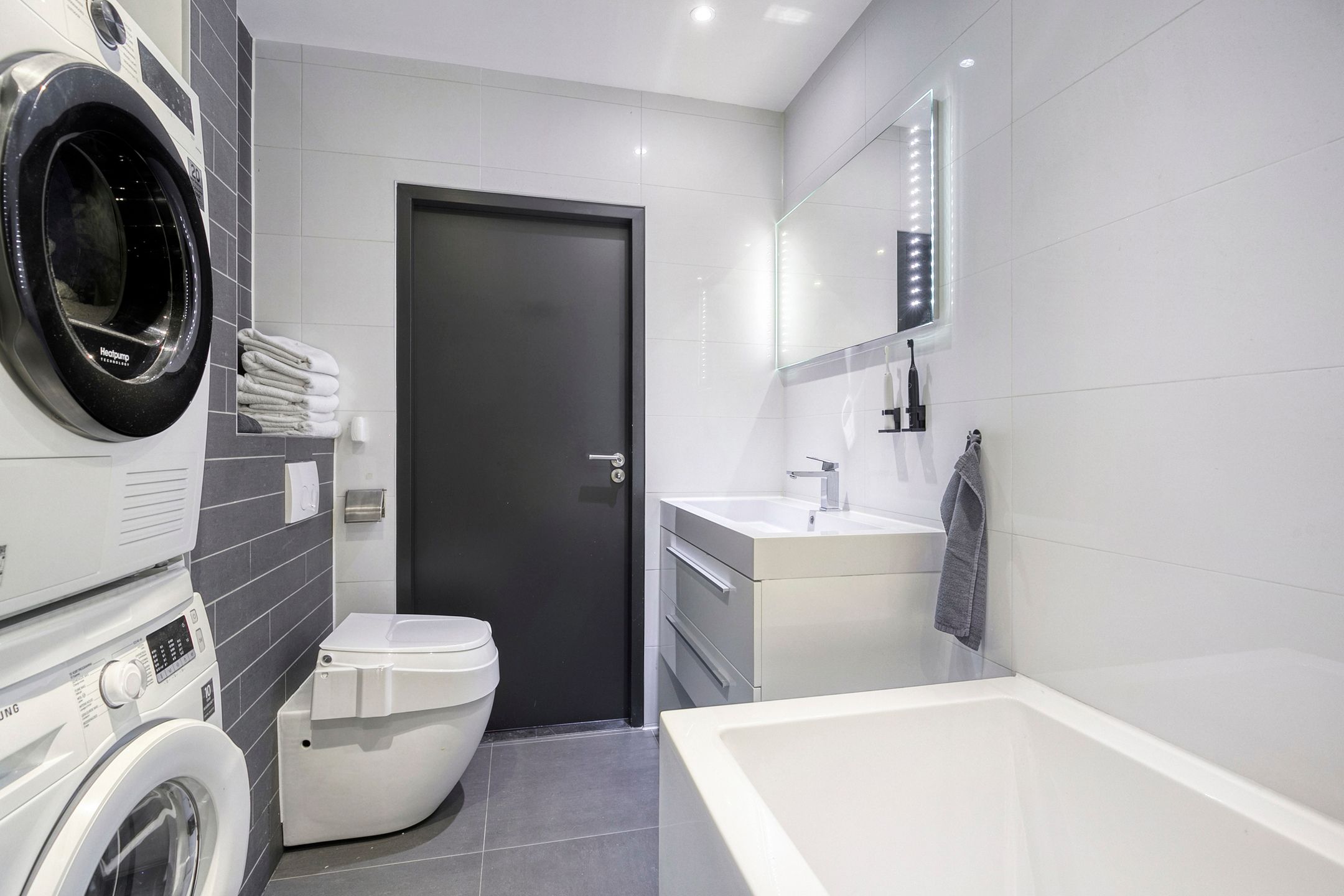 Photo 18 of President Kennedylaan 203