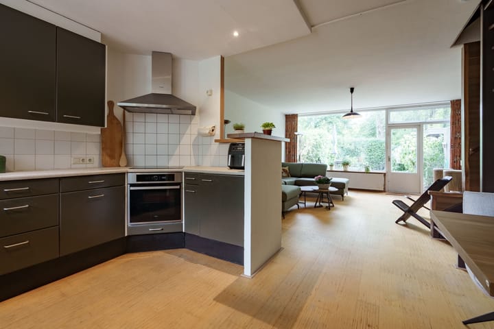 Photo 4 of Roghorst 136