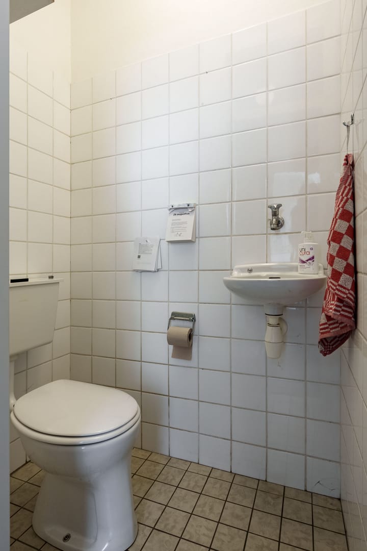 Photo 13 of Roghorst 136