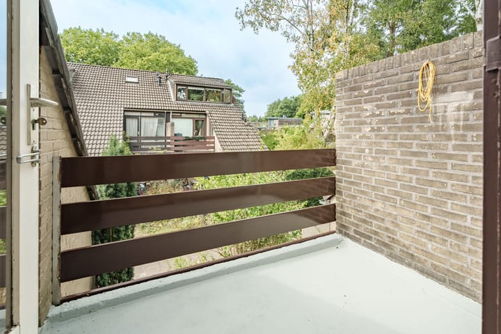 Photo 16 of Roghorst 136