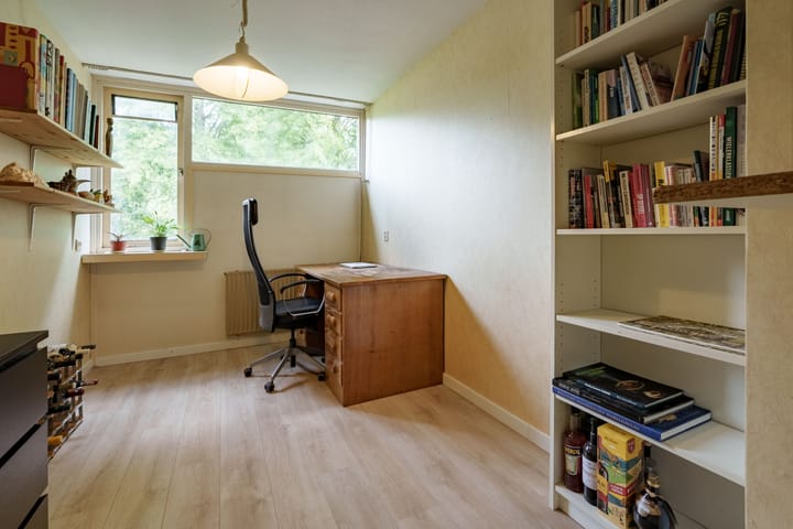 Photo 19 of Roghorst 136