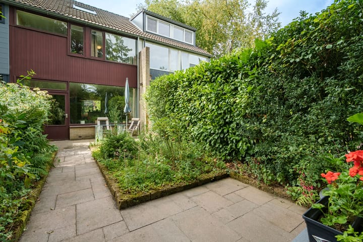 Photo 25 of Roghorst 136