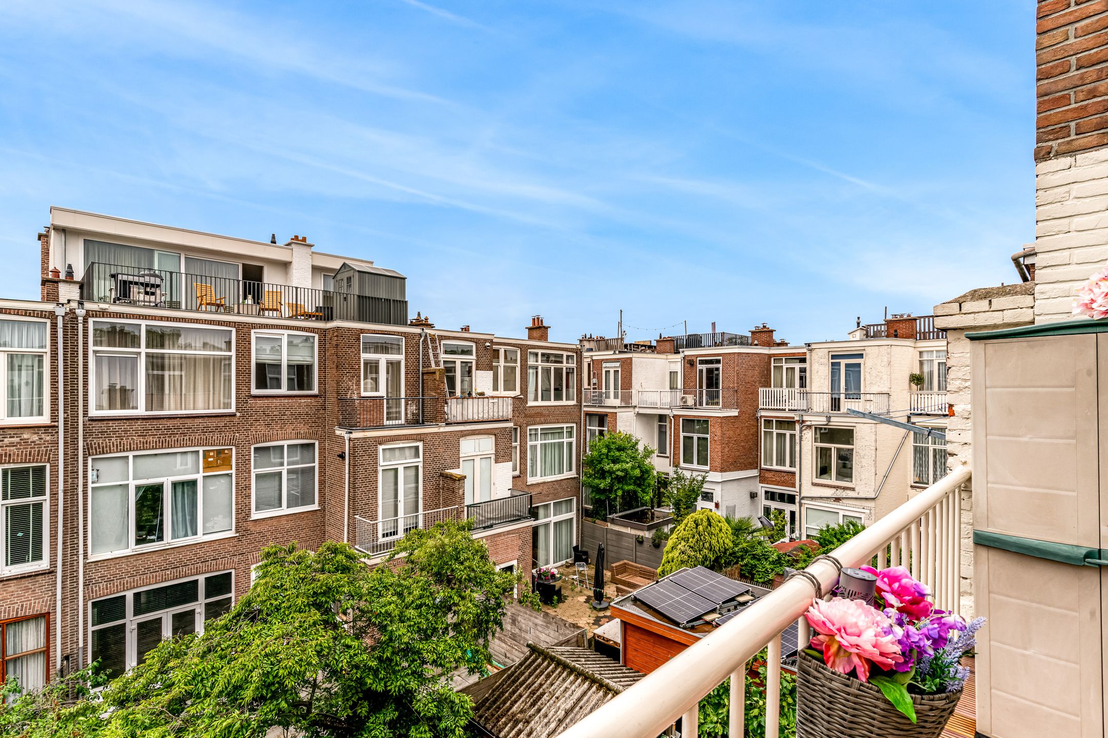 Photo 15 of Van Lumeystraat 102