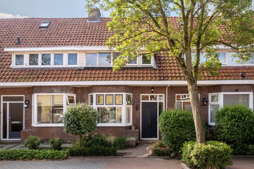 Photo 1 of Pioenstraat 6