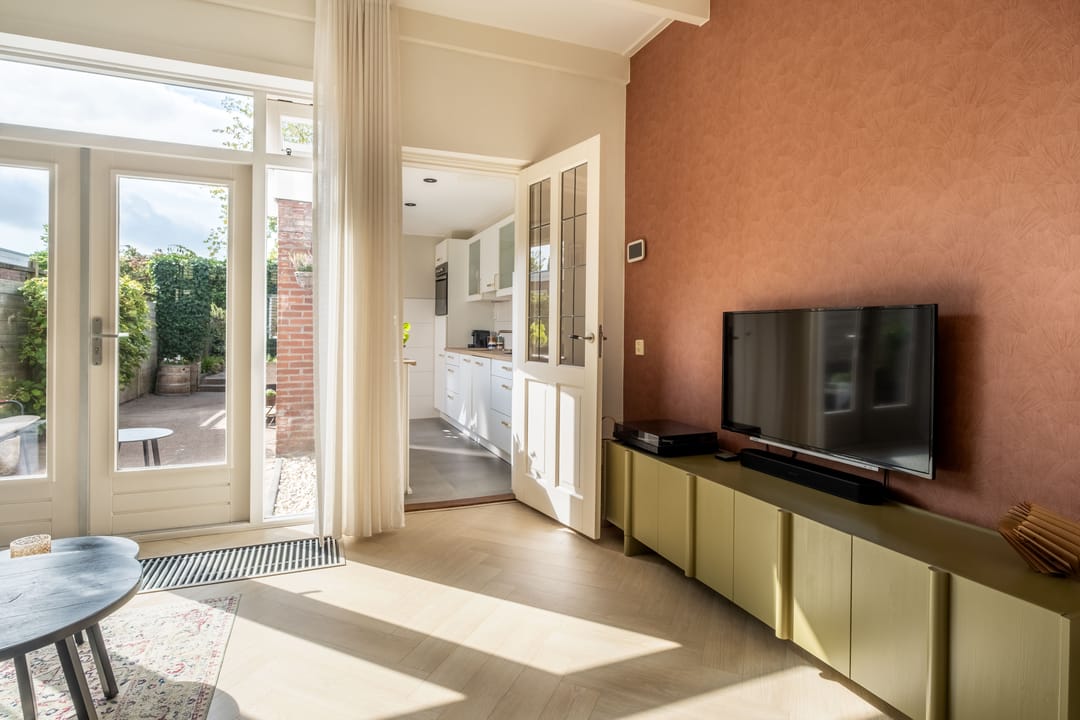 Photo 16 of Pioenstraat 6