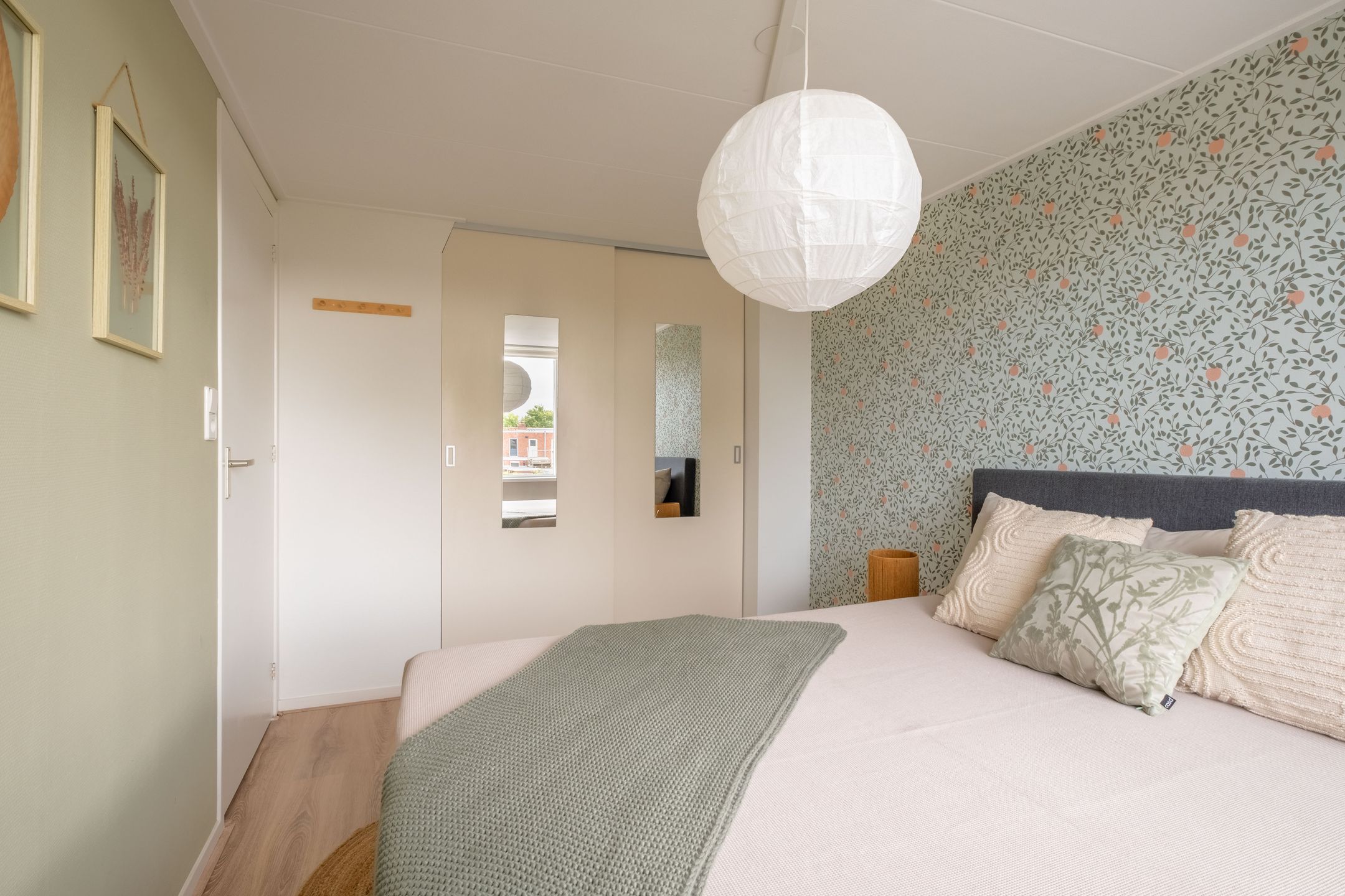 Photo 24 of Pioenstraat 6