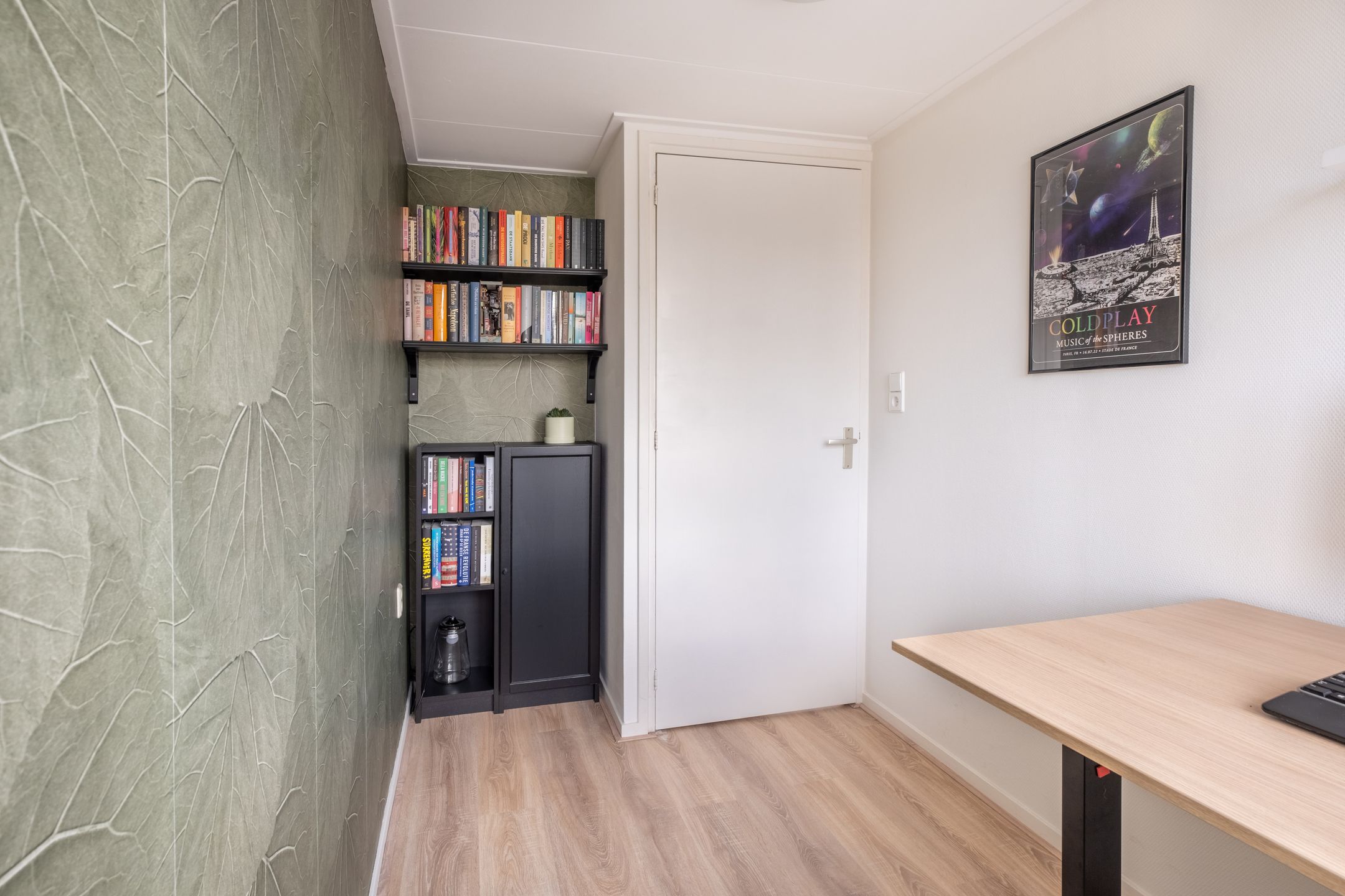 Photo 27 of Pioenstraat 6