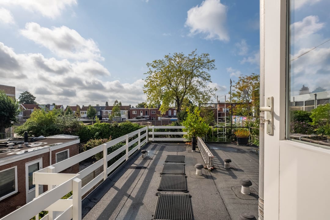 Photo 28 of Pioenstraat 6