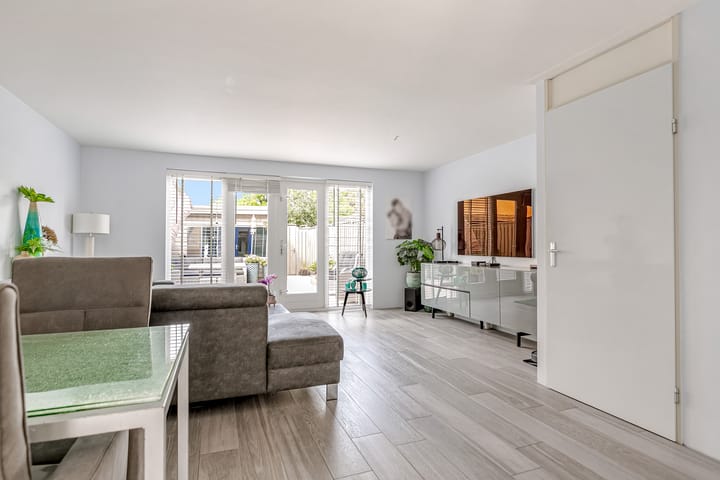 Foto 12 van Couperusweg 55