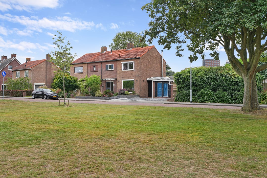 Photo 31 of Willem Klooslaan 34