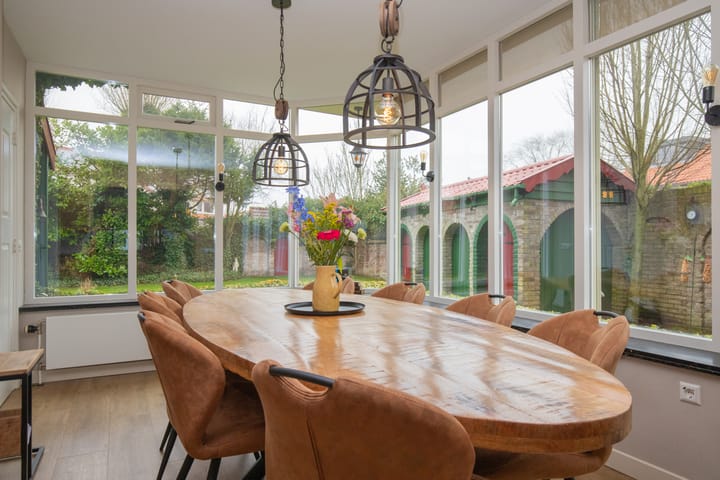 Photo 4 of Koningin Wilhelminalaan 6