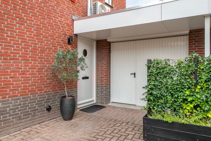 Foto 5 van Broenshofweide 10