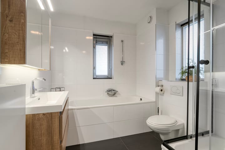 Foto 32 van Broenshofweide 10