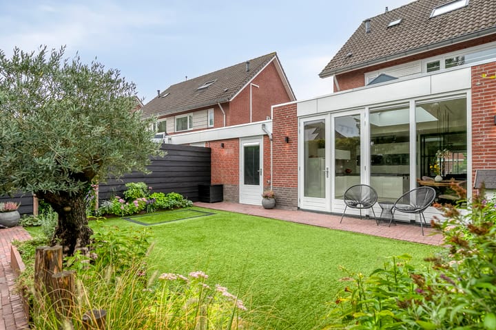 Foto 52 van Broenshofweide 10