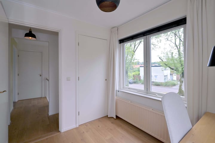 Foto 36 van Esdoornlaan 15