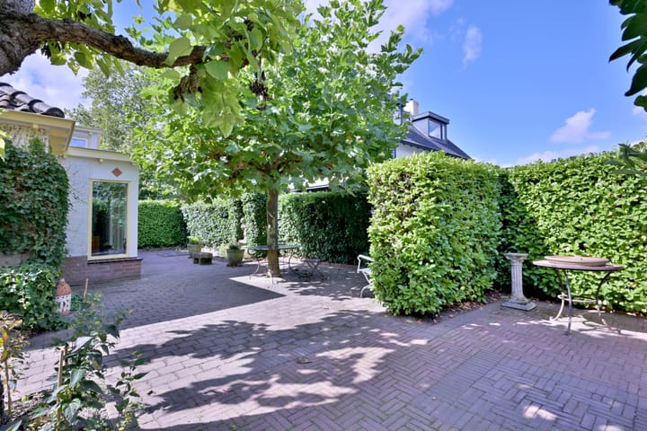 Foto 46 van Esdoornlaan 15