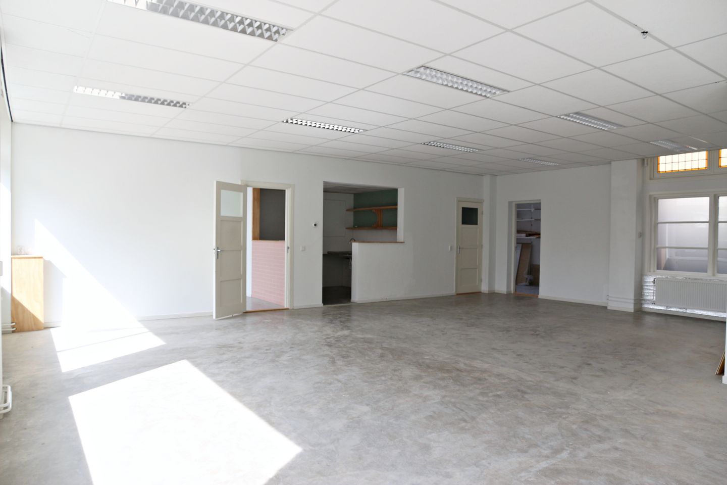 View photo 4 of Schoolstraat 258