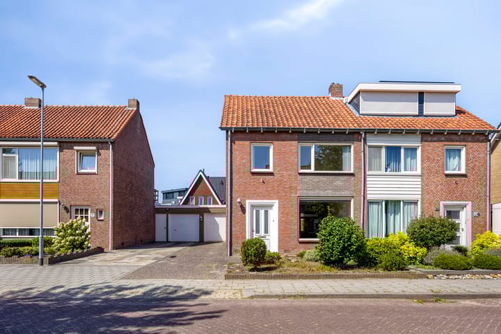 Foto 2 van Bernhardstraat 29