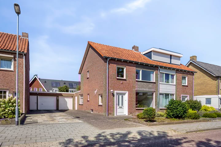 Foto 10 van Bernhardstraat 29