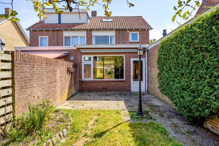 Foto 33 van Bernhardstraat 29