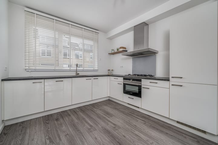 Foto 3 van Walvisbaai 11