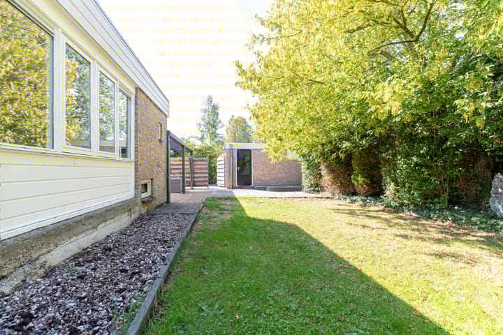 Photo 60 of De Woudhorne 26