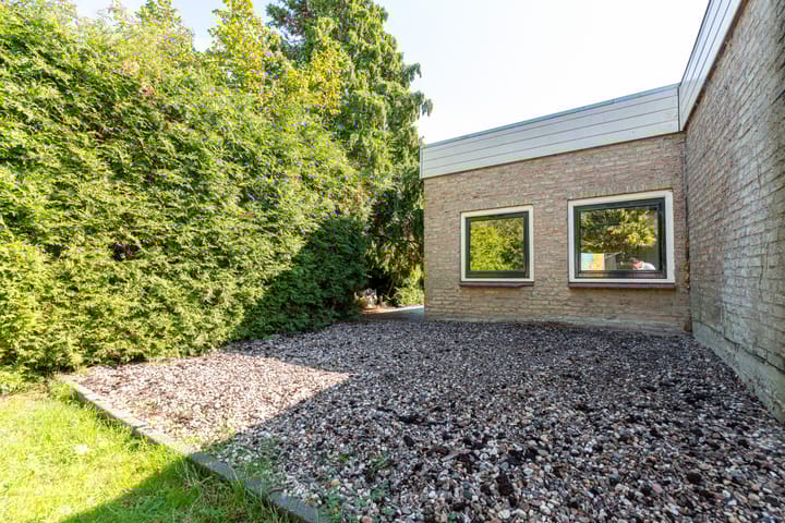 Photo 61 of De Woudhorne 26