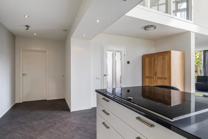 Photo 23 of Hille Veenstrastrjitte 14