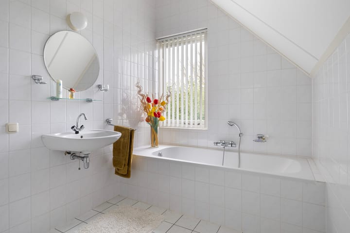 Photo 49 of Hille Veenstrastrjitte 14