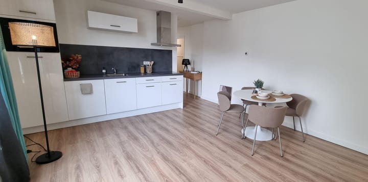 Photo 12 of Laanstraat 110-A